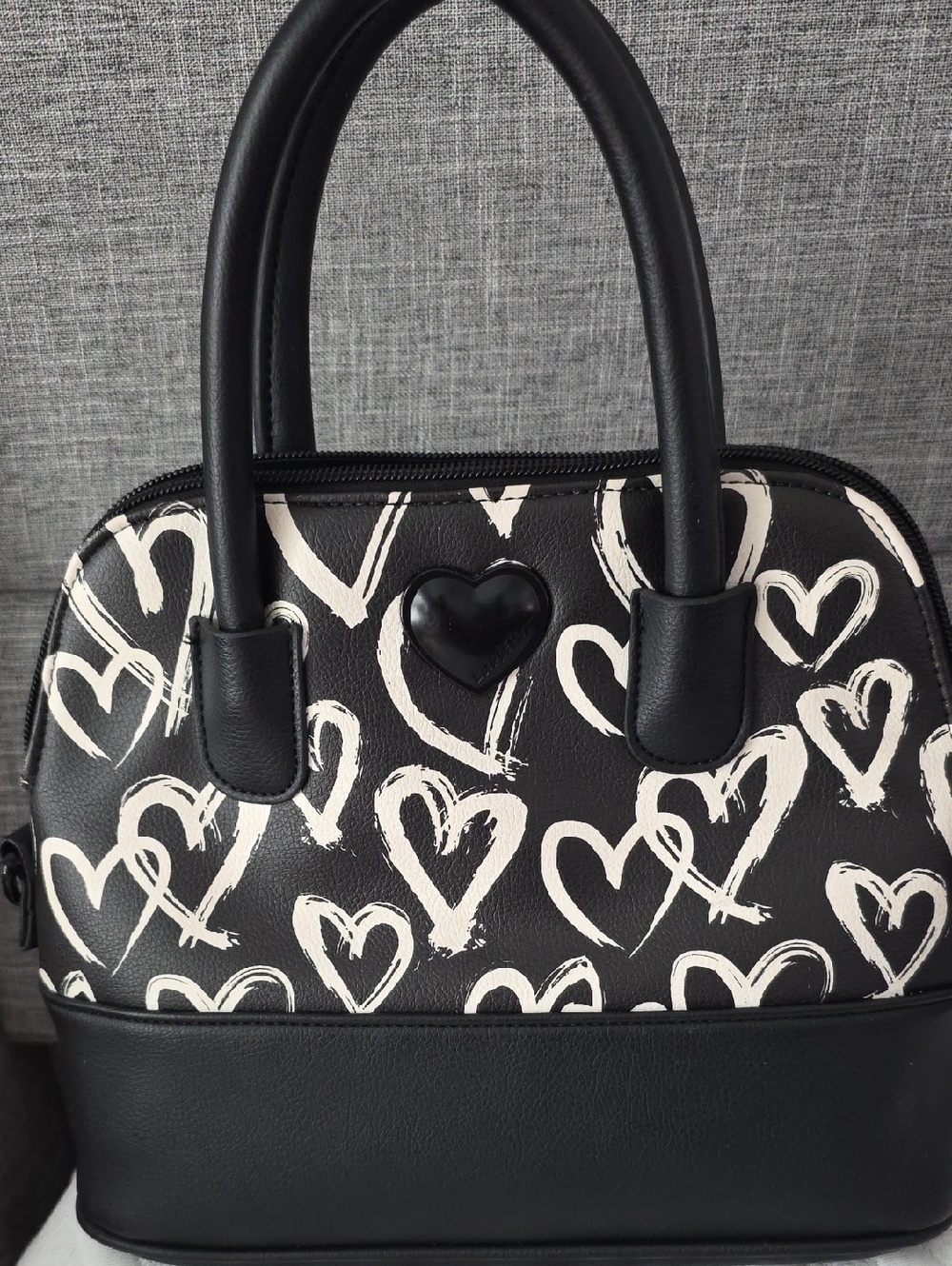 Love BETSEY Black and White Heart Print Top-Handle Bag